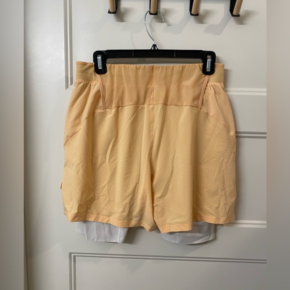 Lululemon Vented Tennis Shorts - Picture 3 of 4